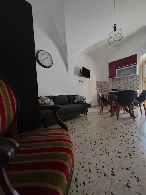 House Of Roses Villa Челие Месапика Екстериор снимка